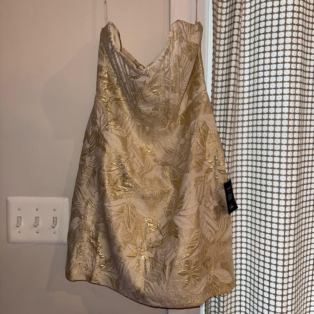 NWT cream & gold strapless dress